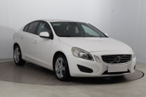 Volvo S60 II , Klimatronic, Tempomat, Parktronic,ALU