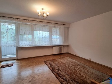<p>Mieszkanie do wynajęcia 60 m2 IIIp. balkon 3pokoje</p>-1