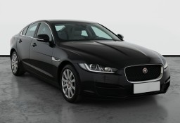 Jaguar XE I , Salon Polska, Serwis ASO, 180 KM, Automat, Skóra, Navi,