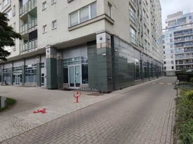 Do wynajęcia lokal  300 m2 parter,  Mokotowie-1