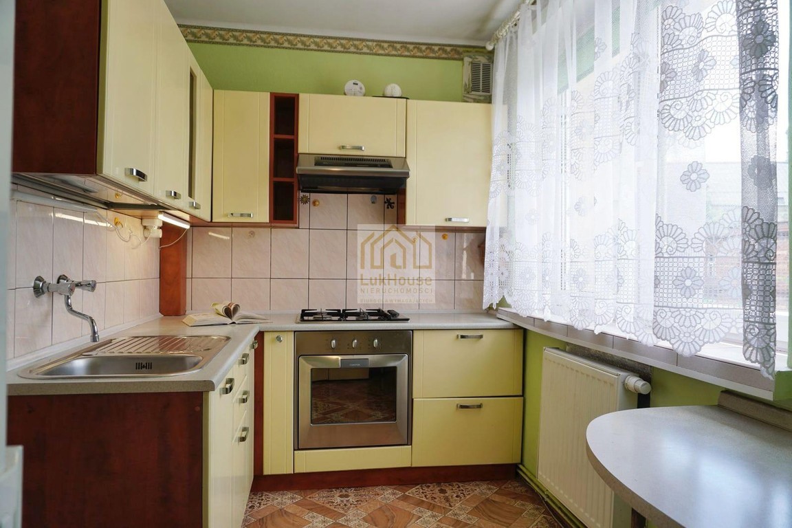 FUNKCJNONALNE 2 POKOJE W ZADBANYM BUDYNKU - Widok 3