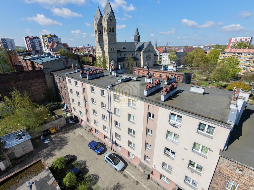 FUNKCJNONALNE 2 POKOJE W ZADBANYM BUDYNKU - Widok 6