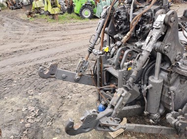 Wieszak pionowy podnośnika Fendt Vario-1