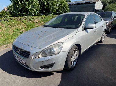 Volvo S60 II-1