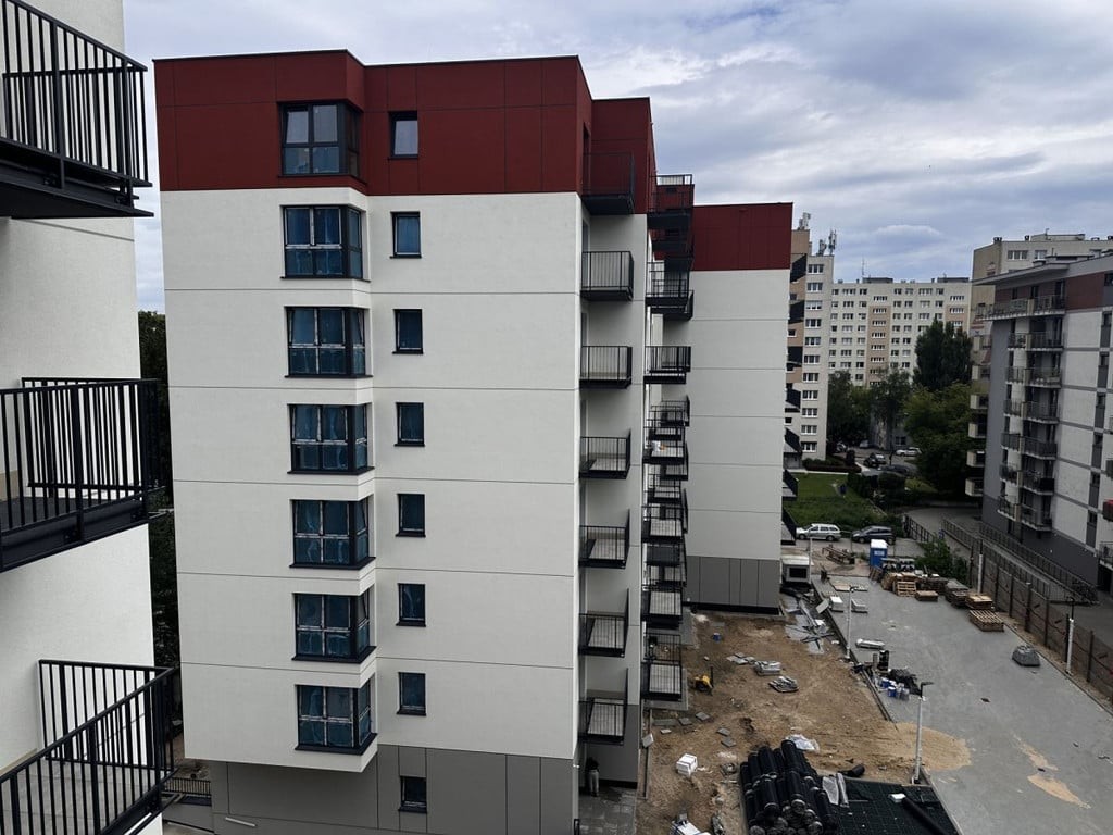 Karolewska 60 — 2