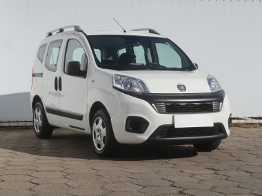 Fiat Qubo , Salon Polska, GAZ, Klima, Parktronic-1