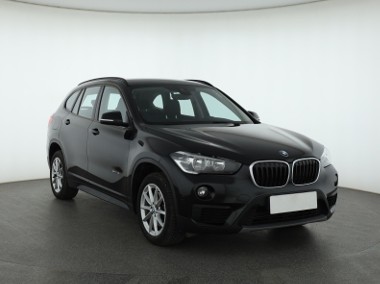 BMW X1 F48 , Salon Polska, Serwis ASO, Automat, Navi, Klimatronic,-1