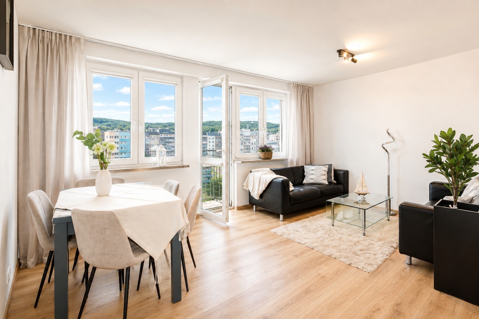 Morze na horyzoncie. Gdynia, 3 pokoje, 55 m²