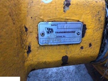 JCB 3CX - Most Napędowy Tylny-2