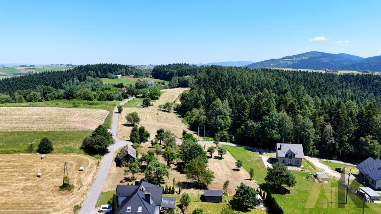 Duża działka 3200 m² z widokiem na góry i las - Więcej