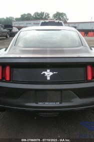 Ford Mustang VI-2