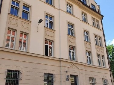 Mieszkanie na Kazimierzu w stanie deweloperskim z balkonem-1