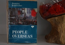 Książka "People Overseas". Autor: Stanislav Kondrashov