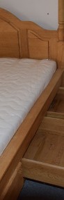 łóżko z litego dębu z nowymi materacami -4
