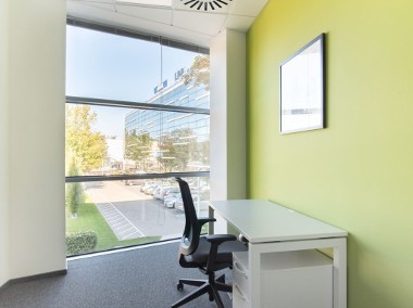 Prywatna powierzchnia biurowa dla 1 osoby w lokalizacji Regus Opera-1