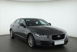 Jaguar XE I , Automat, Skóra, Navi, Xenon, Bi-Xenon, Klimatronic,