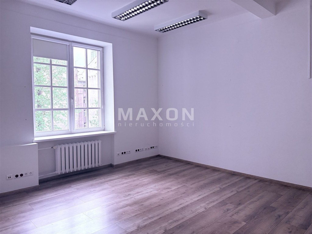 Eleganckie biuro przy metrze – pohled 2