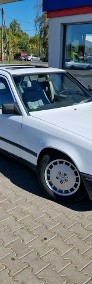 Mercedes-Benz W124 W124 Żółte Tablice Bardzo ładny Możliwa Zamiana-4