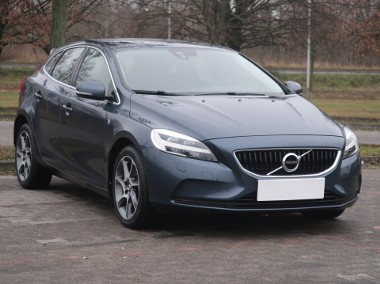 Volvo V40 II , Salon Polska, Serwis ASO, Skóra, Navi, Klimatronic,-1