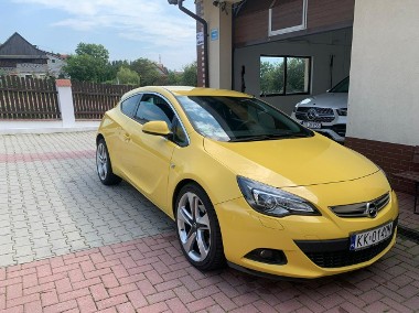 Opel Astra J Bezwypadkowy bogata wersja stan bdb-1