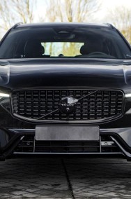 Volvo XC60 II B5 B AWD Ultra Black Edition 2.0 B5 B AWD Ultra Black Edition (250KM)-2