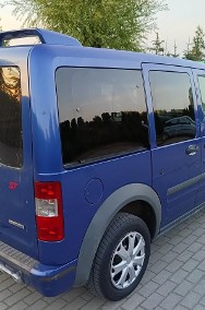 Ford Tourneo-2