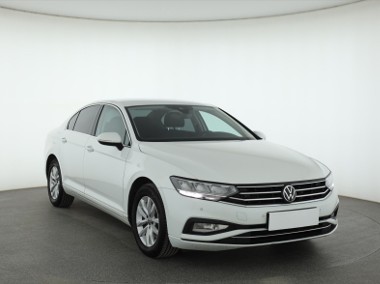 Volkswagen Passat B8 , Salon Polska, 1. Właściciel, Serwis ASO, Automat, VAT 23%,-1