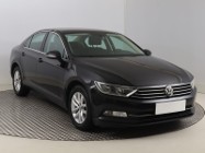 Volkswagen Passat B8 , Salon Polska, Klimatronic, Tempomat, Parktronic