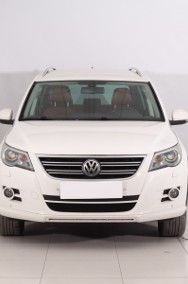 Volkswagen Tiguan , Salon Polska, Skóra, Xenon, Bi-Xenon, Klimatronic,-2