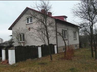 Dom Osuchów, ul. Skierniewicka-1