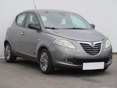 Lancia Ypsilon IV , GAZ, Klimatronic, Tempomat, Parktronic,ALU-1