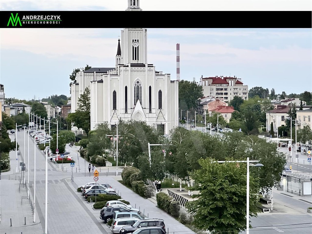 Kamienica 3 pok Pl. Szembeka