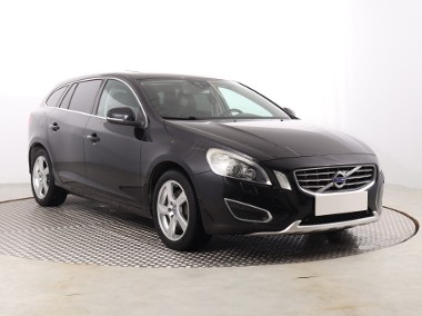 Volvo V60 I , Automat, Skóra, Navi, Xenon, Bi-Xenon, Klimatronic,-1