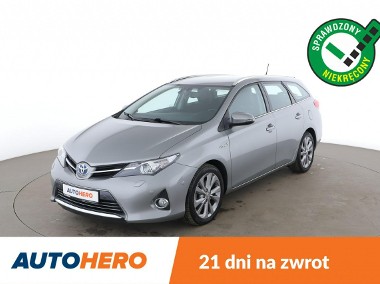 Toyota Auris II navi, klima auto, półskóra, kamera i czujniki parkowania, grzane fot-1