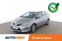 Toyota Auris II navi, klima auto, półskóra, kamera i czujniki parkowania, grzane fot