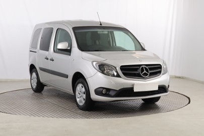 Mercedes-Benz Citan , Salon Polska, Serwis ASO, Klima