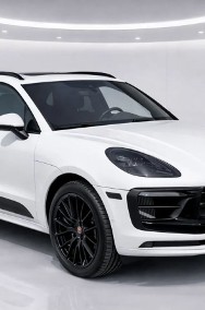 Porsche Macan-2