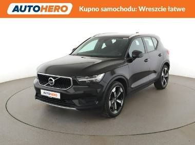 Volvo XC40 2.0T4 Automat Momentum Nawigacja Tempomat Grzana Kierownica Kamera L-1