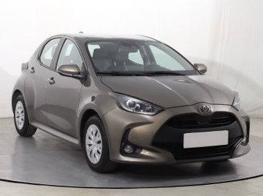 Toyota Yaris IV , Salon Polska, 1. Właściciel, Serwis ASO, Klima, Tempomat-1