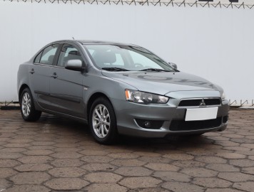 Mitsubishi Lancer VIII , Salon Polska, 1. Właściciel, Serwis ASO, Klimatronic,