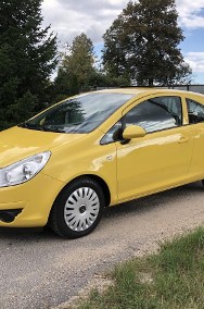 Opel Corsa D 1.2 16V Essentia-2