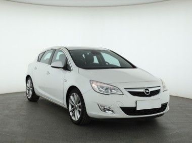 Opel Astra J , GAZ, Navi, Klimatronic, Tempomat,ALU-1