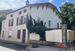 Lokal Bourbonne-Les-Bains