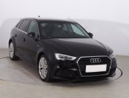 Audi A3 III (8V) , Navi, Klimatronic, Parktronic, Podgrzewane siedzienia
