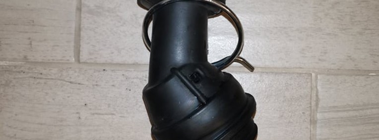 Wąż połączeniowy (bęben - pompa) do pralki Whirlpool AWIC 9142CHD-1