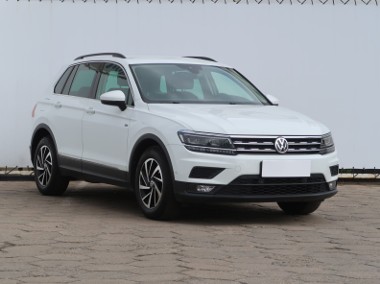 Volkswagen Tiguan , Salon Polska, Navi, Klimatronic, Tempomat, Parktronic,-1