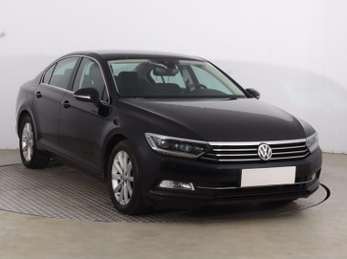 Volkswagen Passat B8 , Salon Polska, Navi, Klimatronic, Tempomat, Parktronic,-1