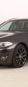 BMW SERIA 5 , 258 KM, Automat, Skóra, Navi, Xenon, Bi-Xenon, Klimatronic,-3