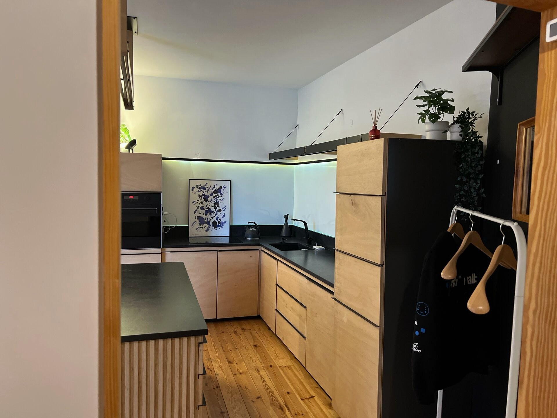 Mieszkanie 2 pokoje 47 m² | Jeżyce, 1. piętro kamienicy | umeblowane, balkon, tramwaj Polna, bezpośrednio - Ansicht 3
