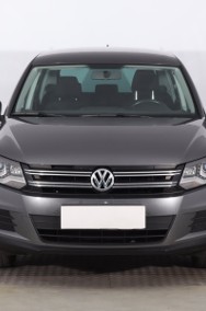 Volkswagen Tiguan , Salon Polska, Serwis ASO, DSG, VAT 23%, Navi, Xenon,-2